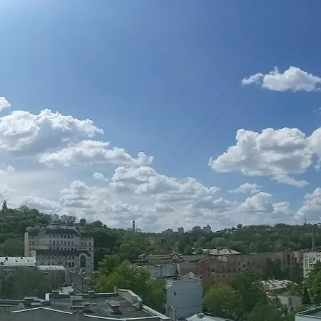 Daire тут комфортно! в будинку є укриття Kiev